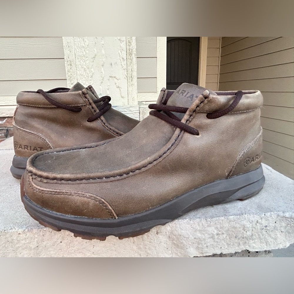 Mens ARIAT SPITFIRE Lace-up LEATHER Chukka Boots sz 8EE
